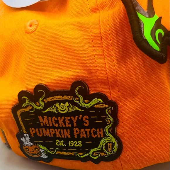 Disney 2024 MICKEY MOUSE 🎃 Pumpkin Glow in the Dark Baseball Hat Adult Size NEW - Picture 8 of 11